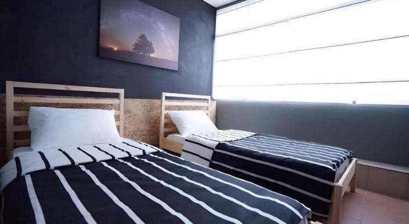 Koptel Budget Hotel Kuching Extérieur photo