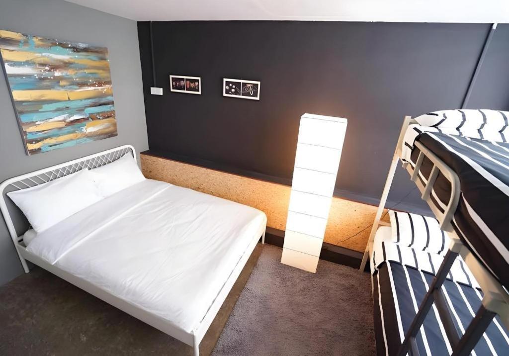 Koptel Budget Hotel Kuching Extérieur photo