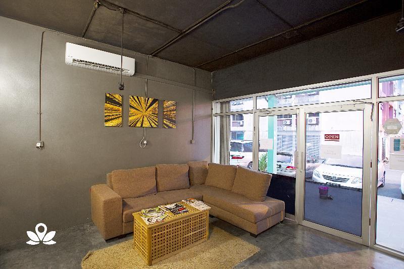 Koptel Budget Hotel Kuching Extérieur photo